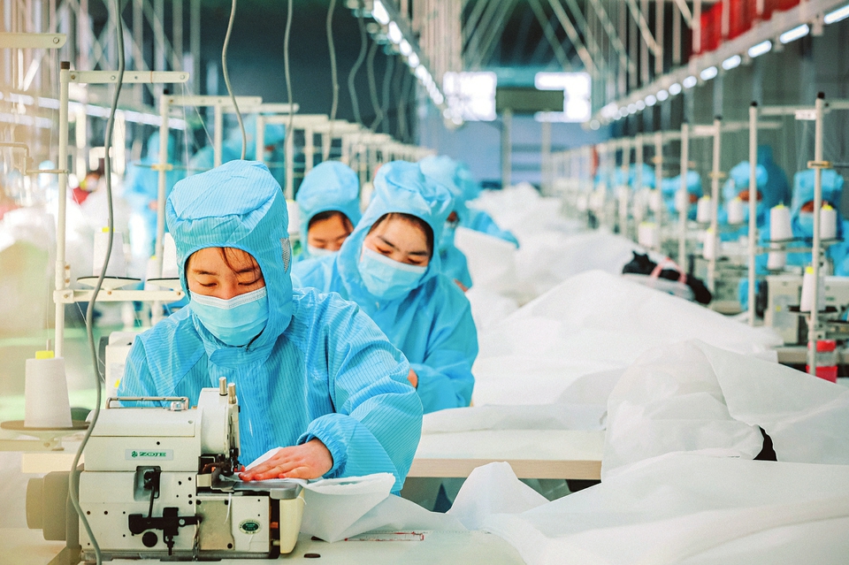 【眾志成城 抗擊疫情】高平4條民用防護(hù)服生產(chǎn)線投產(chǎn)運(yùn)行